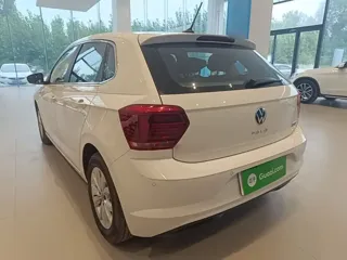 Volkswagen Polo 2021 купить из Китая, цена 1 494 000 ₽ — Suifenhe Auto