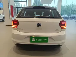 Volkswagen Polo 2021 купить из Китая, цена 1 494 000 ₽ — Suifenhe Auto