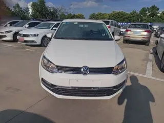 Volkswagen Polo 2019 купить из Китая, цена 1 279 000 ₽ — Suifenhe Auto