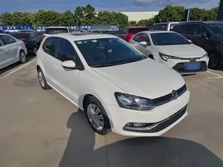 Volkswagen Polo 2019 купить из Китая, цена 1 279 000 ₽ — Suifenhe Auto