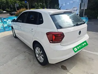Volkswagen Polo 2022 купить из Китая, цена 1 322 000 ₽ — Suifenhe Auto