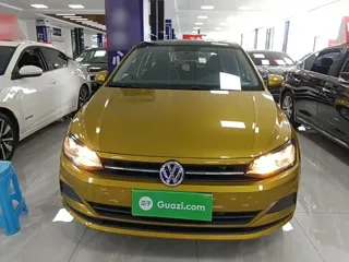 Volkswagen Polo 2020 купить из Китая, цена 1 339 000 ₽ — Suifenhe Auto