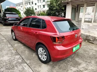 Volkswagen Polo 2020 купить из Китая, цена 1 343 000 ₽ — Suifenhe Auto