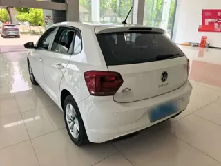 Volkswagen Polo 2022 купить из Китая, цена 1 259 000 ₽ — Suifenhe Auto