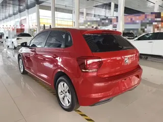 Volkswagen Polo 2020 купить из Китая, цена 1 409 000 ₽ — Suifenhe Auto