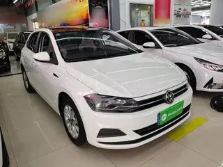 Volkswagen Polo 2022 купить из Китая, цена 1 289 000 ₽ — Suifenhe Auto