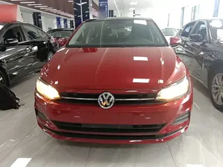 Volkswagen Polo 2020 купить из Китая, цена 1 408 000 ₽ — Suifenhe Auto