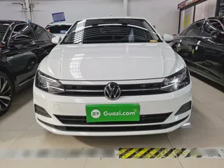 Volkswagen Polo 2023 купить из Китая, цена 1 326 000 ₽ — Suifenhe Auto