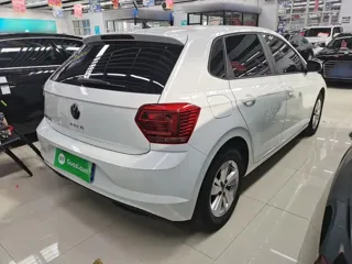 Volkswagen Polo 2023 купить из Китая, цена 1 326 000 ₽ — Suifenhe Auto