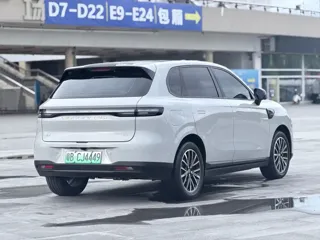 Leapmotor B10 2025 купить из Китая, цена 2 633 000 ₽ — Suifenhe Auto