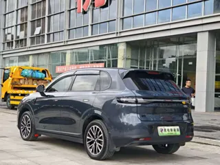 Leapmotor B10 2025 купить из Китая, цена 3 186 000 ₽ — Suifenhe Auto