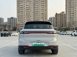Leapmotor B10 2025 купить из Китая, цена 2 936 000 ₽ — Suifenhe Auto