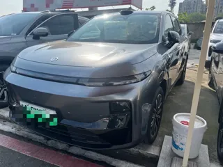 Leapmotor B10 2025 купить из Китая, цена 2 914 000 ₽ — Suifenhe Auto