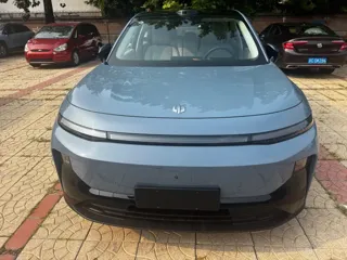 Leapmotor B10 2025 купить из Китая, цена 3 150 000 ₽ — Suifenhe Auto
