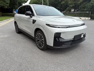 Leapmotor B10 2025 купить из Китая, цена 3 017 000 ₽ — Suifenhe Auto