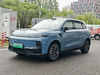 Leapmotor B10 2025 купить из Китая, цена 2 914 000 ₽ — Suifenhe Auto