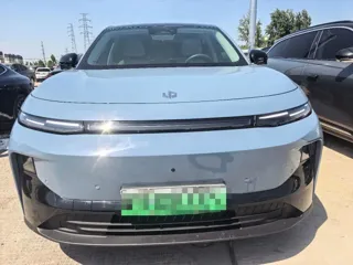 Leapmotor B10 2025 купить из Китая, цена 2 760 000 ₽ — Suifenhe Auto