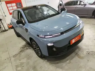 Leapmotor B10 2025 купить из Китая, цена 3 205 000 ₽ — Suifenhe Auto