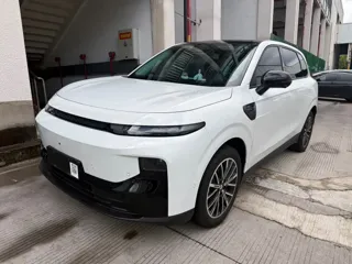 Leapmotor B10 2025 купить из Китая, цена 2 742 000 ₽ — Suifenhe Auto
