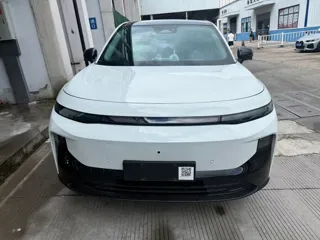 Leapmotor B10 2025 купить из Китая, цена 2 742 000 ₽ — Suifenhe Auto