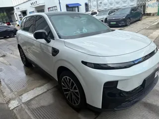 Leapmotor B10 2025 купить из Китая, цена 2 742 000 ₽ — Suifenhe Auto