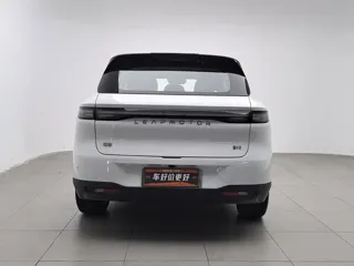 Leapmotor B10 2025 купить из Китая, цена 2 879 000 ₽ — Suifenhe Auto