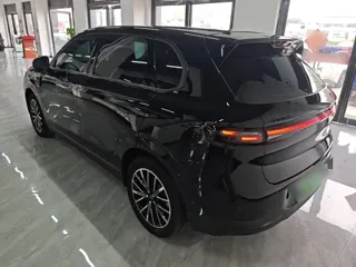 Leapmotor B10 2025 купить из Китая, цена 3 041 000 ₽ — Suifenhe Auto
