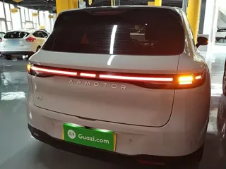 Leapmotor B10 2025 купить из Китая, цена 3 232 000 ₽ — Suifenhe Auto