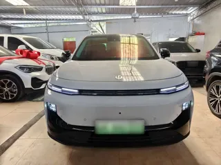 Leapmotor B10 2025 купить из Китая, цена 2 967 000 ₽ — Suifenhe Auto