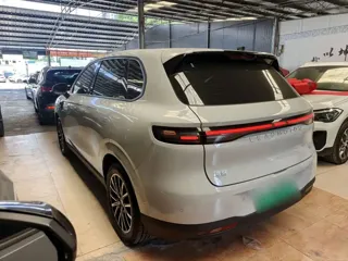 Leapmotor B10 2025 купить из Китая, цена 2 967 000 ₽ — Suifenhe Auto
