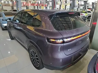Leapmotor B10 2025 купить из Китая, цена 3 012 000 ₽ — Suifenhe Auto