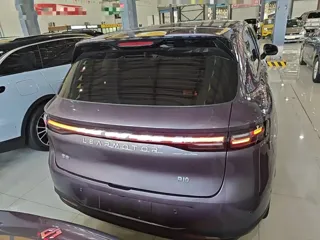 Leapmotor B10 2025 купить из Китая, цена 3 012 000 ₽ — Suifenhe Auto