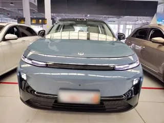 Leapmotor B10 2025 купить из Китая, цена 3 088 000 ₽ — Suifenhe Auto