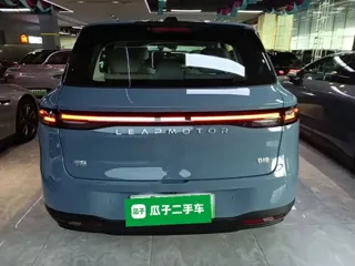 Leapmotor B10 2025 купить из Китая, цена 3 135 000 ₽ — Suifenhe Auto