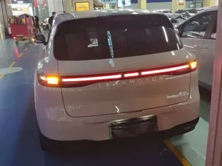 Leapmotor B10 2026 купить из Китая, цена 3 106 000 ₽ — Suifenhe Auto