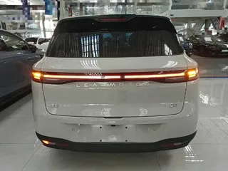 Leapmotor B10 2025 купить из Китая, цена 3 030 000 ₽ — Suifenhe Auto