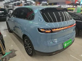 Leapmotor B10 2025 купить из Китая, цена 3 081 000 ₽ — Suifenhe Auto