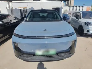Leapmotor B10 2025 купить из Китая, цена 2 957 000 ₽ — Suifenhe Auto