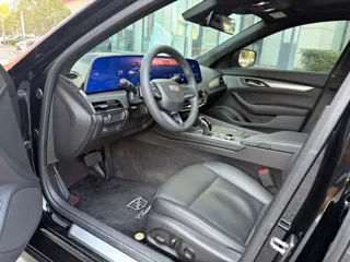Cadillac CT5 2024 купить из Китая, цена 3 412 000 ₽ — Suifenhe Auto