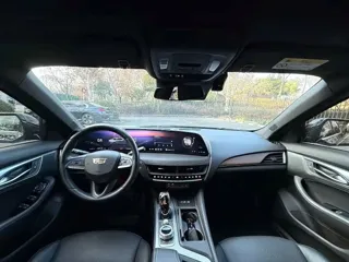 Cadillac CT5 2024 купить из Китая, цена 4 553 000 ₽ — Suifenhe Auto