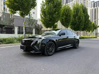 Cadillac CT5 2026 купить из Китая, цена 4 611 000 ₽ — Suifenhe Auto