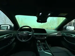 Cadillac CT5 2026 купить из Китая, цена 4 996 000 ₽ — Suifenhe Auto