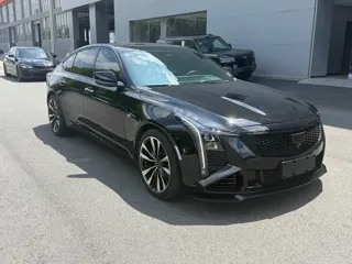 Cadillac CT5 2024 купить из Китая, цена 4 098 000 ₽ — Suifenhe Auto