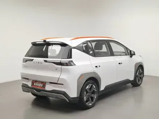 Aion Y 2021 купить из Китая, цена 3 039 000 ₽ — Suifenhe Auto