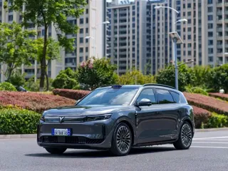 Voyah Free 2025 купить из Китая, цена 5 877 000 ₽ — Suifenhe Auto