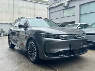 Voyah Free 2025 купить из Китая, цена 5 648 000 ₽ — Suifenhe Auto