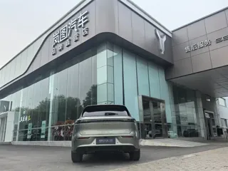 Voyah Free 2025 купить из Китая, цена 5 863 000 ₽ — Suifenhe Auto