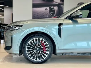 Voyah Free 2025 купить из Китая, цена 5 821 000 ₽ — Suifenhe Auto