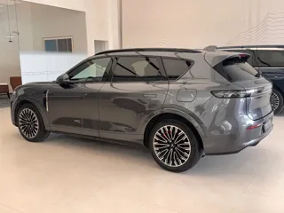 Voyah Free 2025 купить из Китая, цена 5 972 000 ₽ — Suifenhe Auto