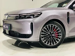 Voyah Free 2025 купить из Китая, цена 6 004 000 ₽ — Suifenhe Auto